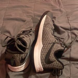 Nike LeBron Witness 3